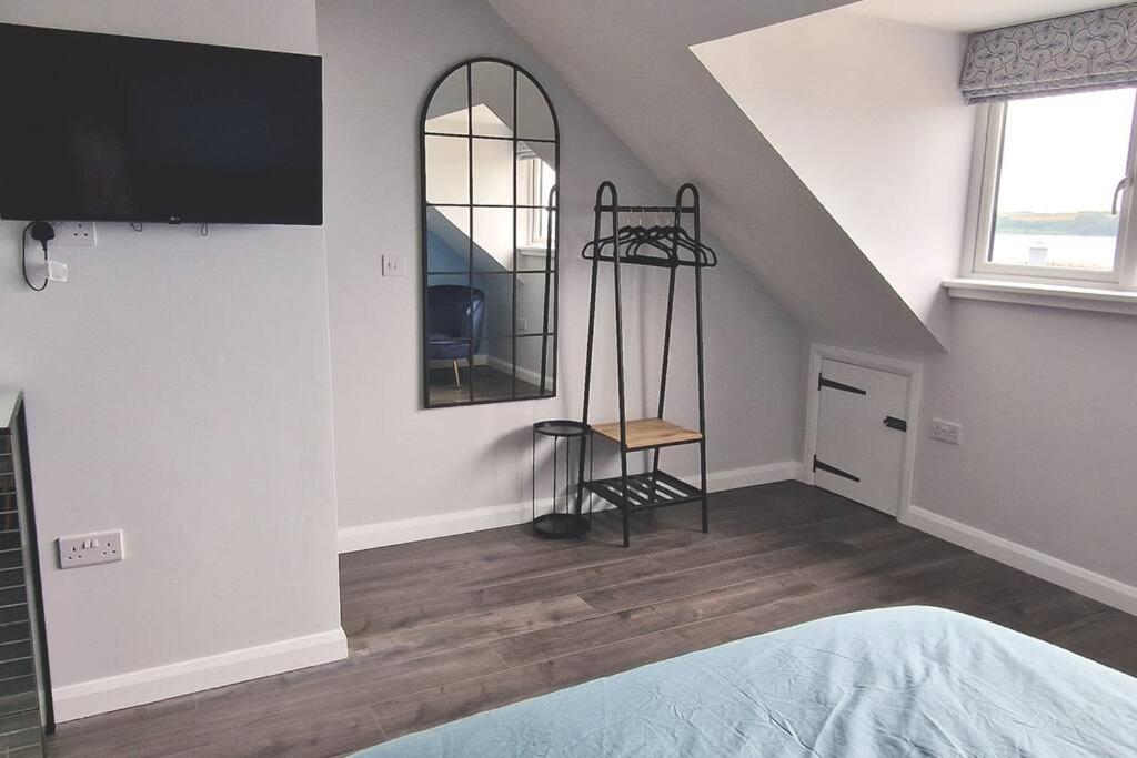 Sea View Luxury 5 Star Cottage Near Milford Marina Milford Haven Zewnętrze zdjęcie
